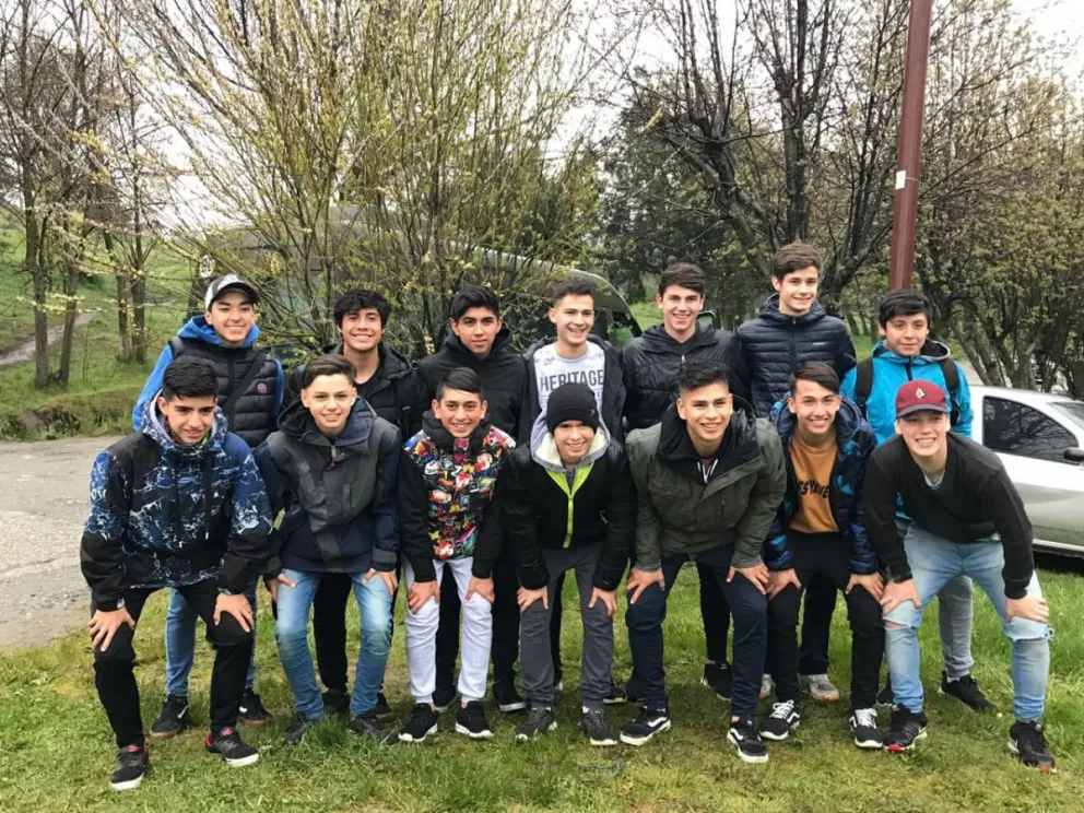 La selección de Bariloche juega el Patagónico