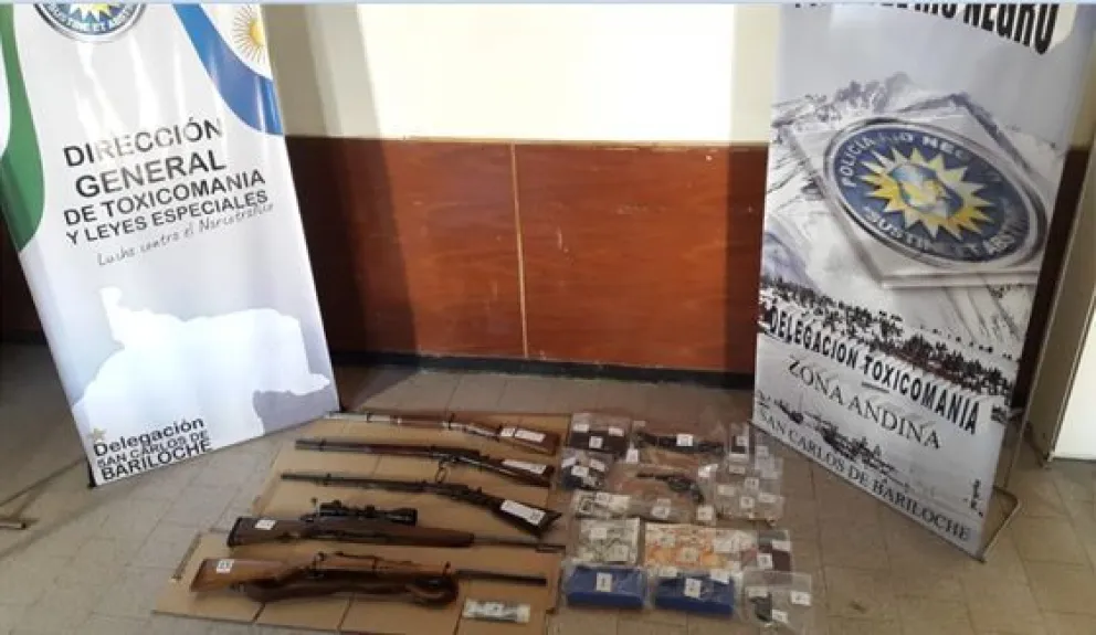 Cinco detenidos en millonario golpe al narcotráfico