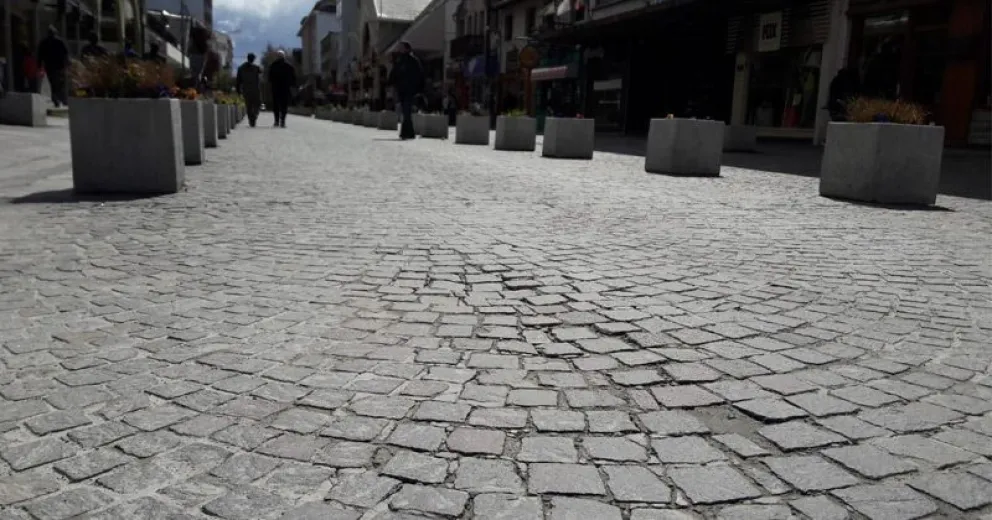 Gennuso sobre la Mitre: “esas piedras son un problema, vamos a estar siempre arreglándolas”
