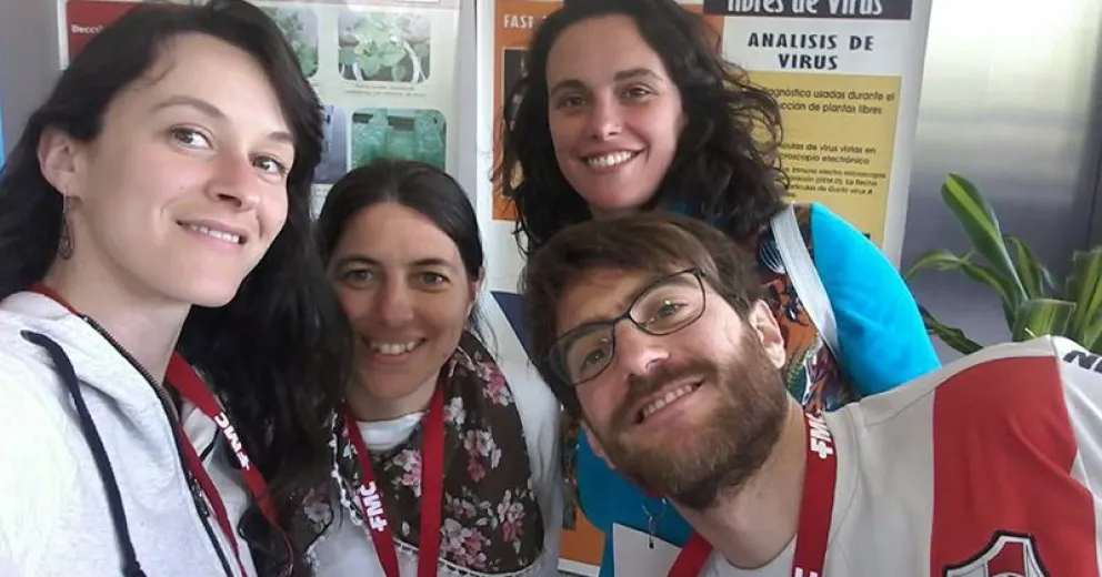 Estudiantes representaron a la UNRN en congresos de horticultura y de restauración