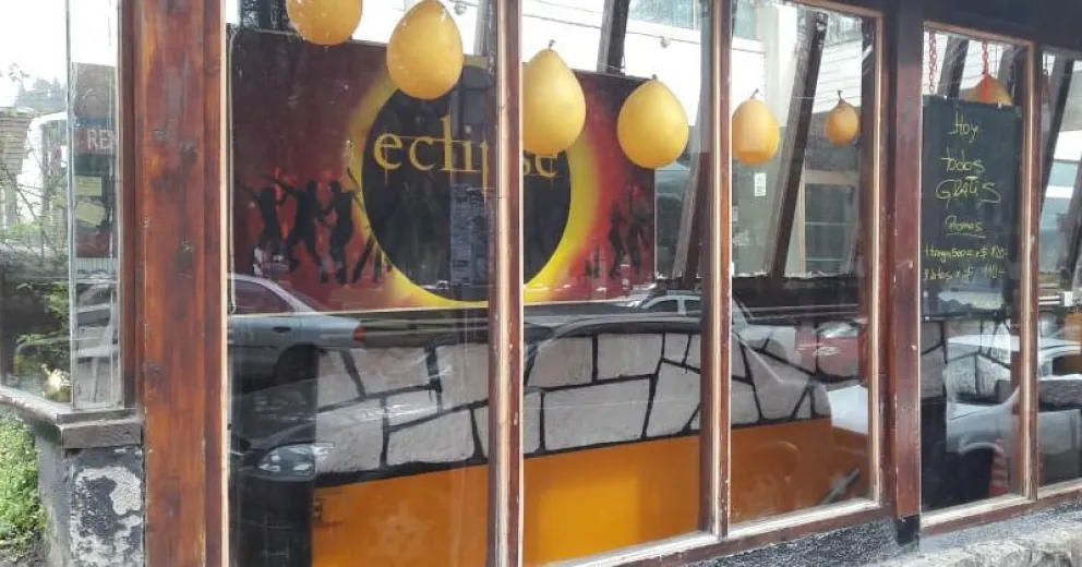 Nuevos disturbios en bares del centro: vidrios rotos, amenazas e incluso una mujer con fractura