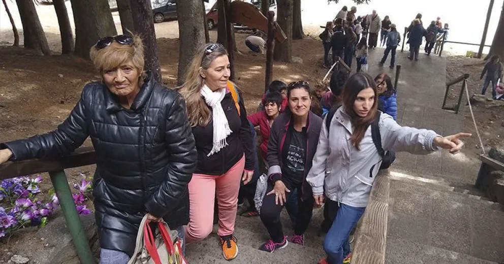 Adultos mayores y personas enfermas mostraron su devoción a la Virgen de las Nieves