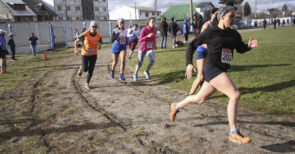 El Estadio recibió la séptimade Carreras de Calle