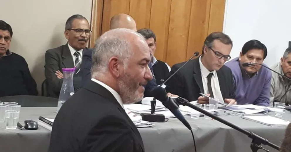 En fotos y videos perito observó al menos 30 cartuchos que serían de postas de plomo   