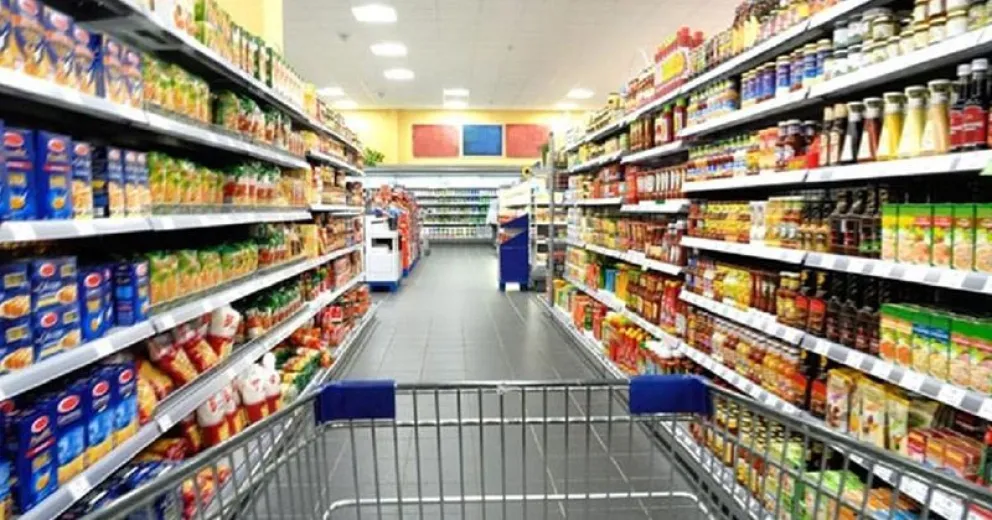 Atentos: Hoy lunes los supermercados no abrirán sus puertas al público 