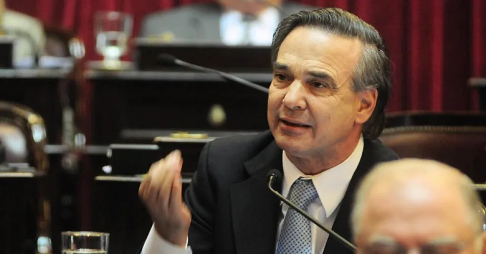 “Hay opositores que hacen pobrismo y quieren que vuele todo por los aires”
