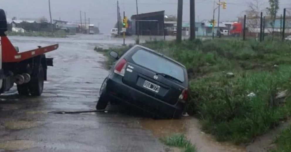 Llamaron a la grúa para sacarlo