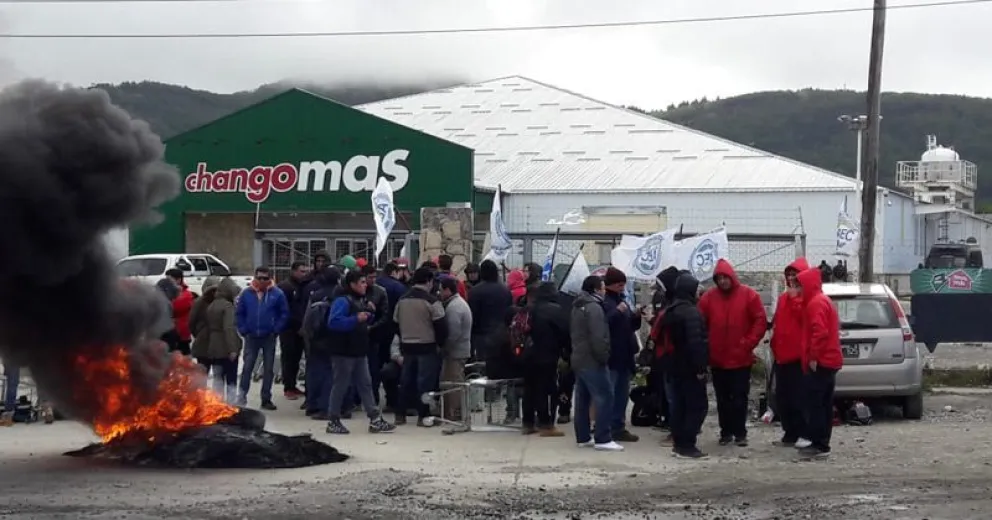 Fiscal intervino en reclamo por despidos en un supermercado