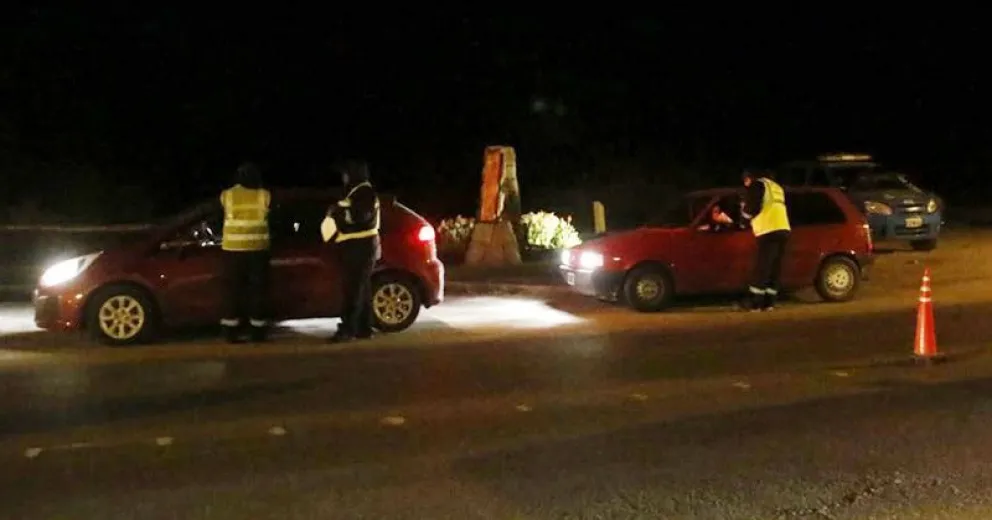 Anuncian controles policiales estrictos para los festejos de Año Nuevo