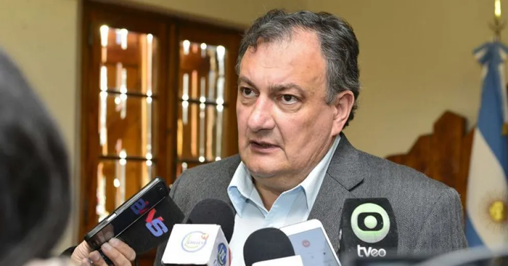 El intendente tomó con humor la nota de la empresa de transporte