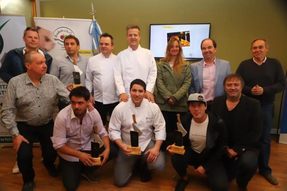 Entregaron premios de Bariloche a la Carta y del "Cordero solidario”