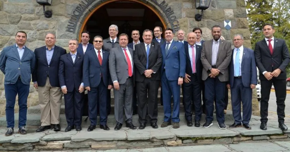 El gobernador y el intendente recibieron a embajadores de Medio Oriente