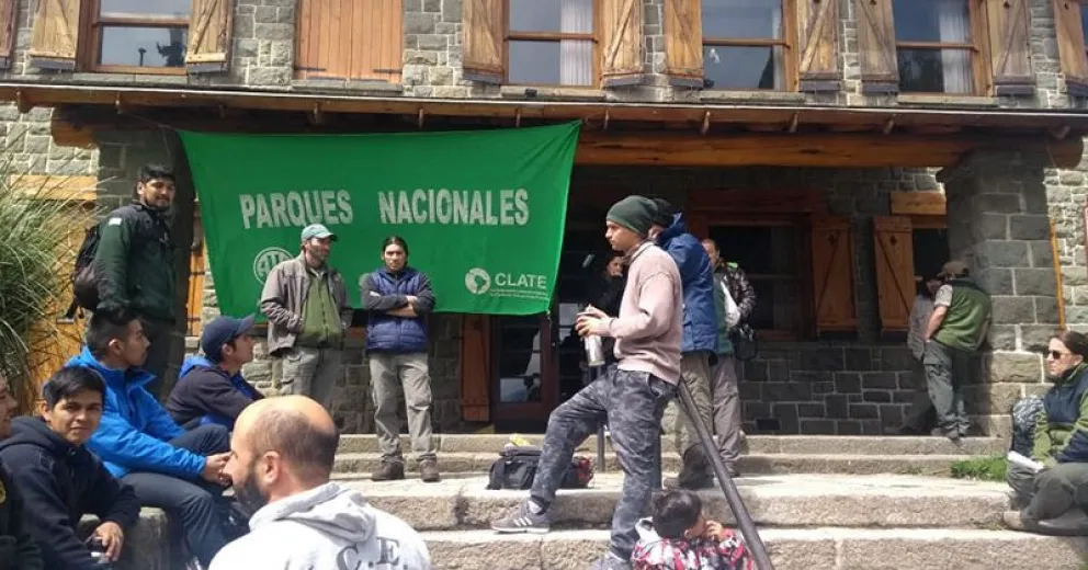 Exigen la reincorporación de 19 brigadistas a los que no les renovaron los contratos