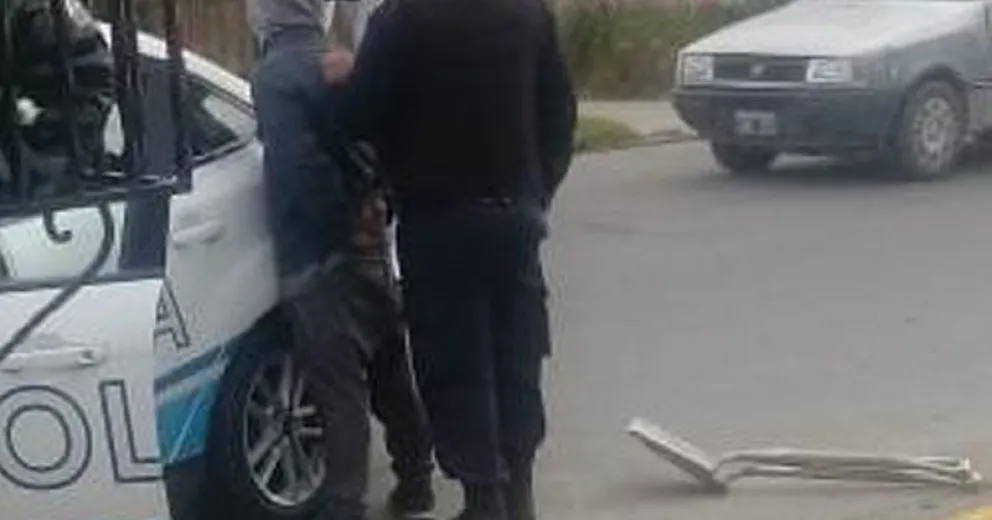 Lo apresaron cuando sustraía herramientas de una obra en construcción