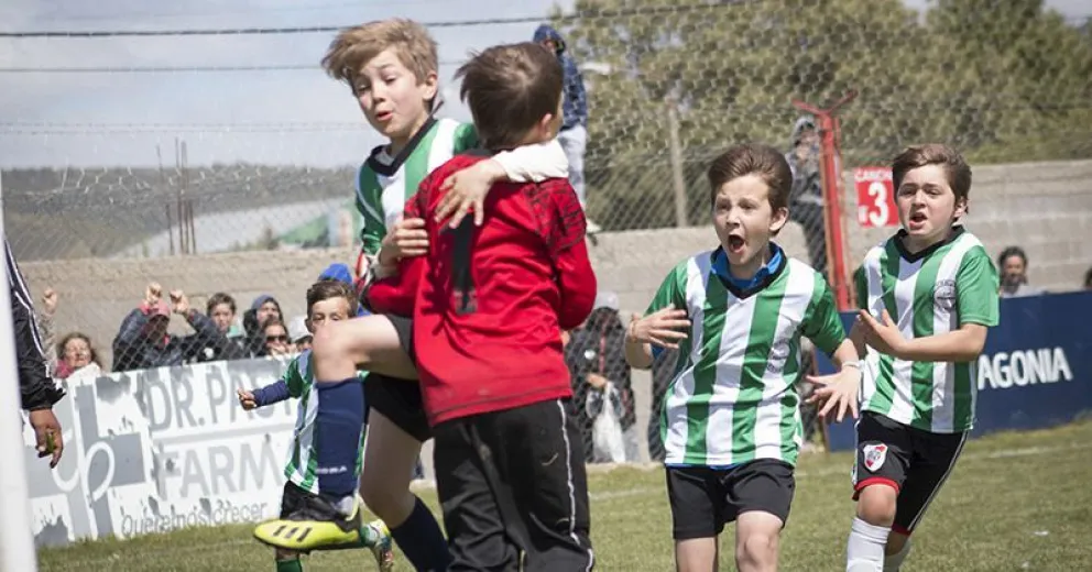 Los más chicos tuvieron un fin de semana a puro fútbol