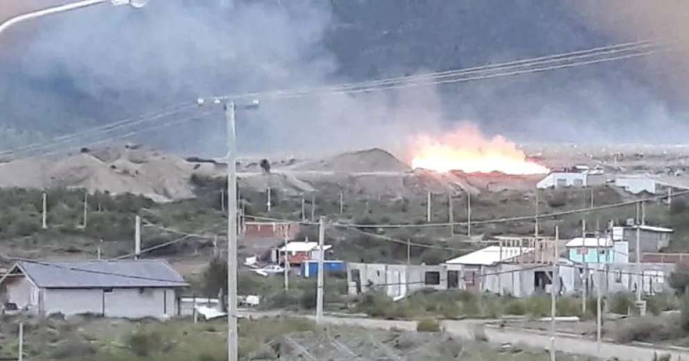 Lograron controlar un foco de incendio en el vertedero