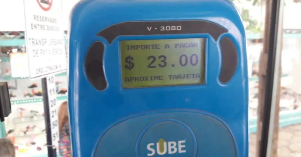 Viajar en bondi cuesta 23 pesos como mínimo