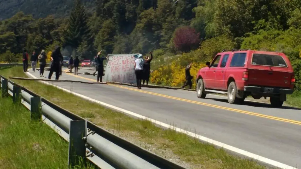 Corte de ruta a un año del asesinato de Rafael Nahuel