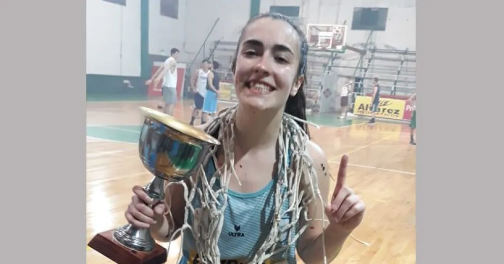 Paulina Lazar dio la vuelta  en Bahía Blanca en la U19