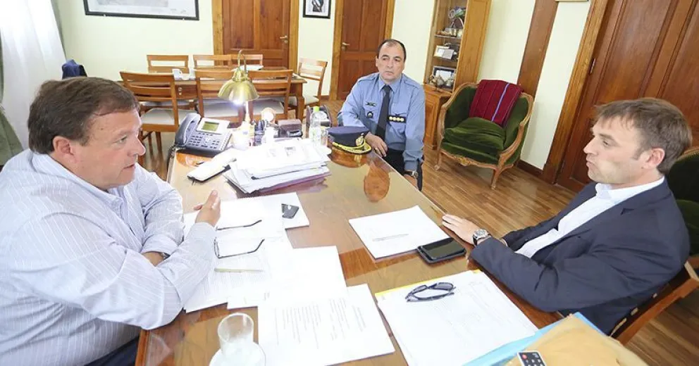 Felicitaron al personal policial por su compromiso en la lucha contra las drogas
