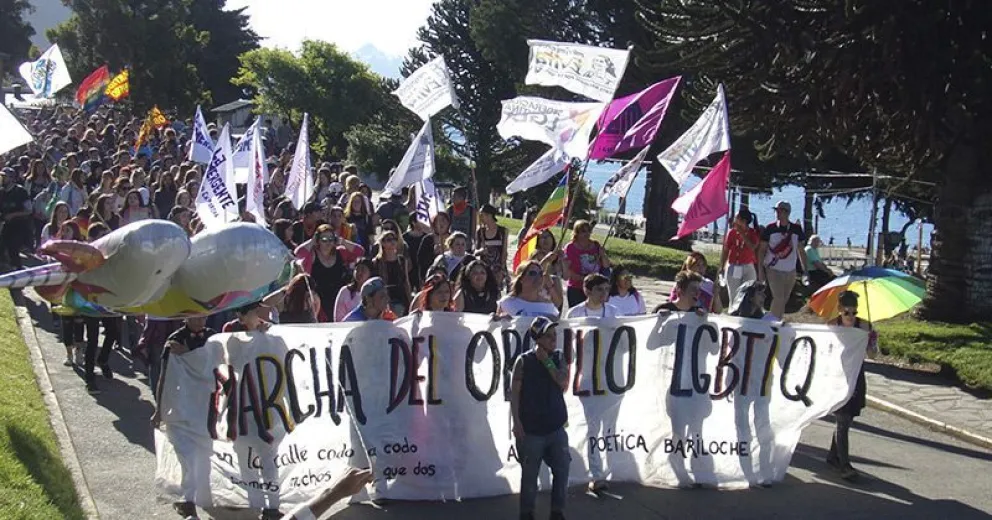 Se realizó en Bariloche la Marcha del Orgullo L.G.B.T.I.Q.