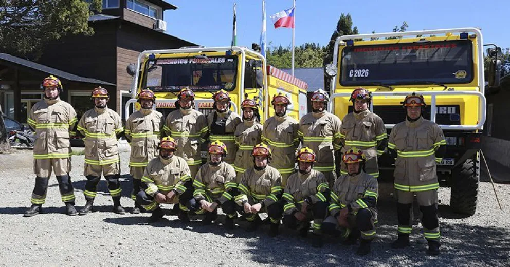 El SPLIF capacita a bomberos voluntarios de Chile