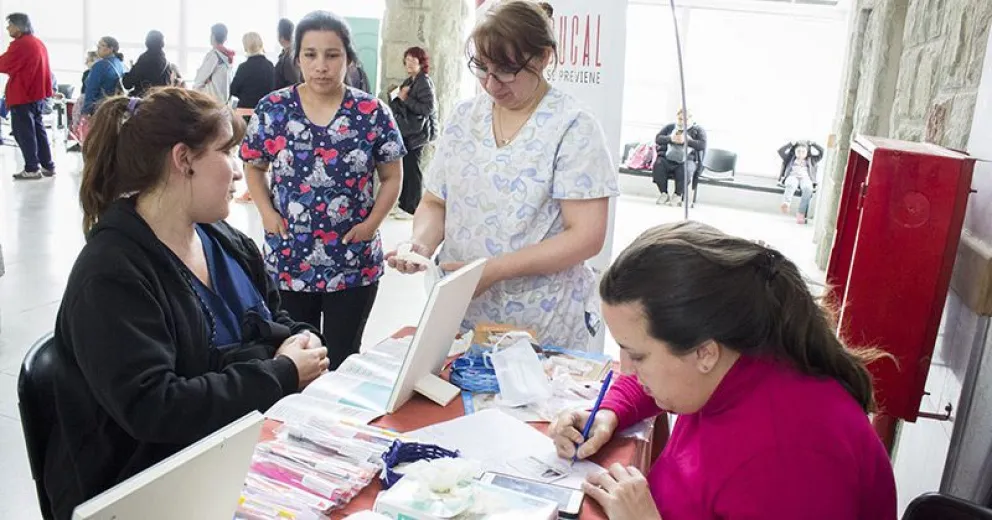 Actos de prevención en el Día Nacional  de Lucha contra el Cáncer Bucal