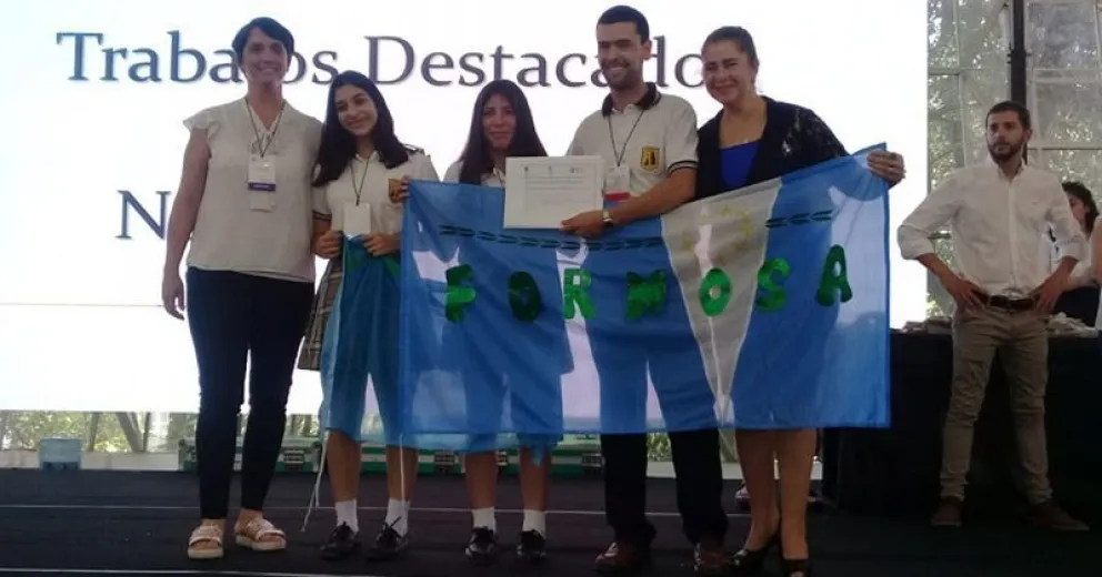 Jóvenes con pasión por la ciencia recibieron el “Premio CAB IB” en Córdoba