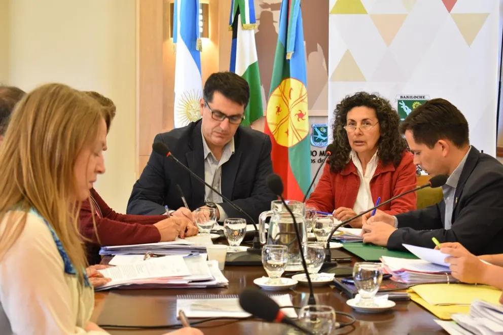 Expusieron sobre problemática del transporte en la Banca del Vecino