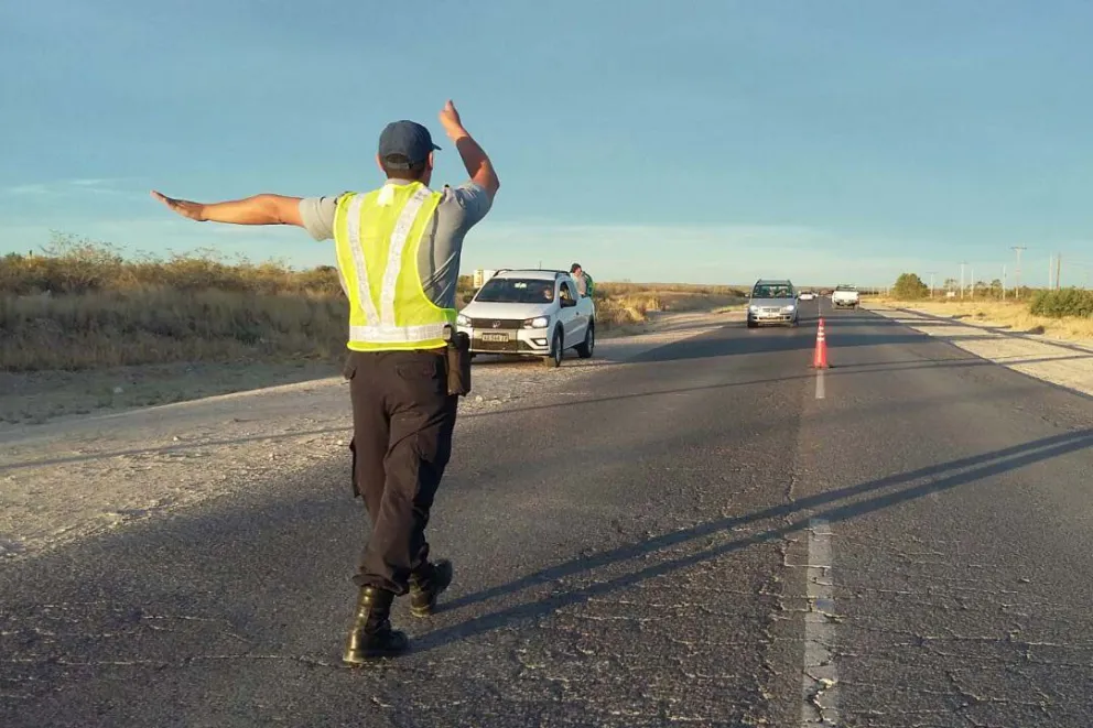 La temporada de verano llega con más controles y patrullajes en las rutas rionegrinas   