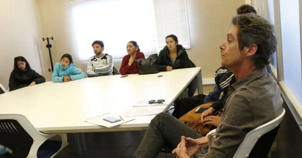 Intensas reuniones en la mañana de ayer y se mantiene la tensión en el barrio