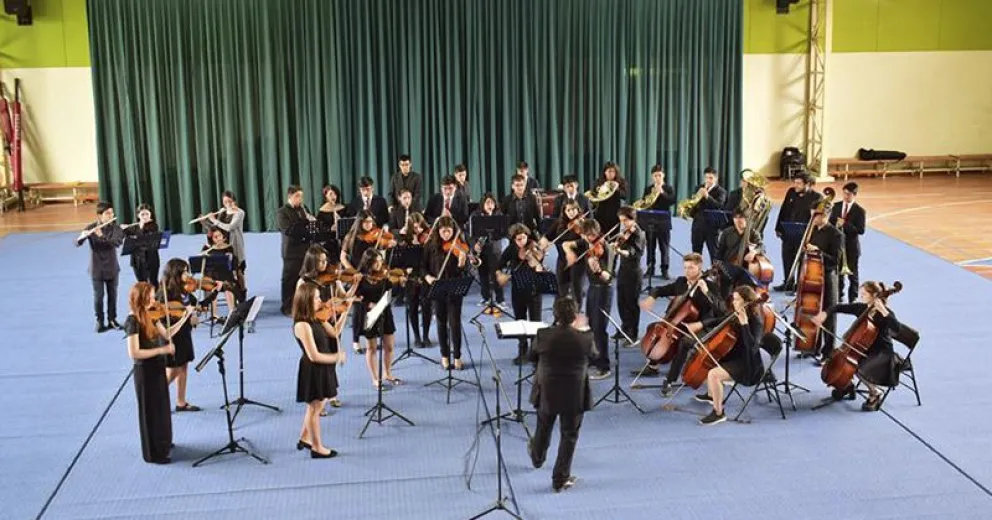 La Camerata Juvenil Bariloche se lució en Chile