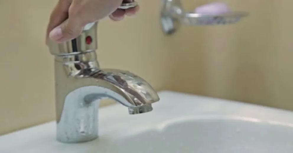 Hasta las 18 horas no habrá suministro de agua en distintos barrios por reparaciones