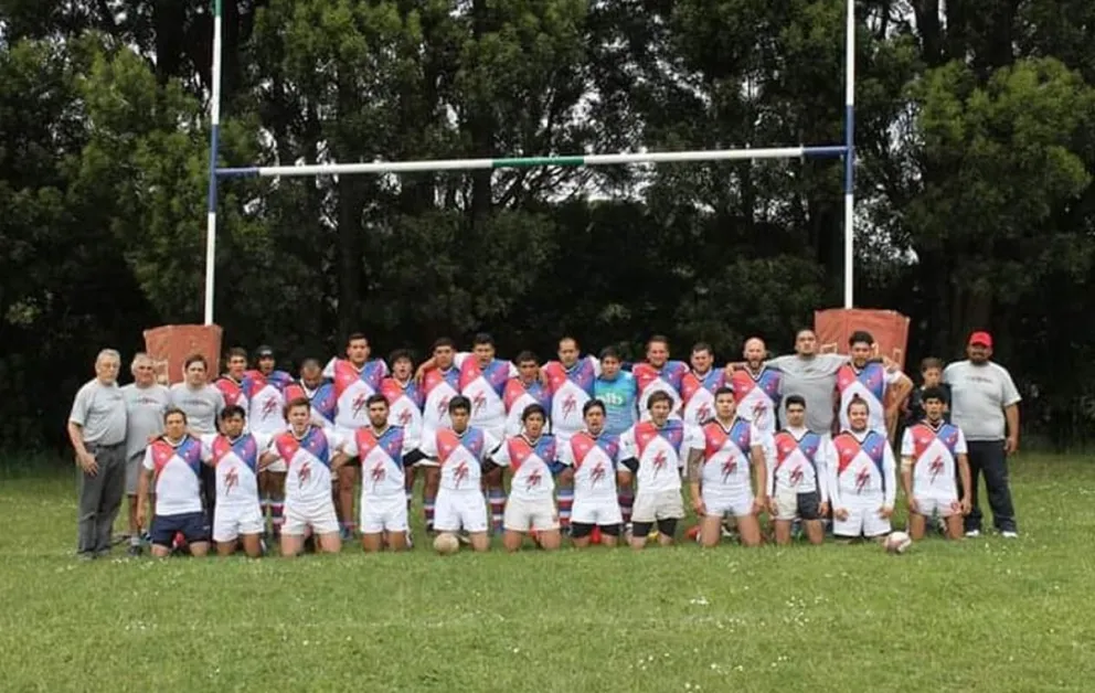Aplastante victoria de Dina Huapi Rugby Club ante Los Lobos de Puerto Montt