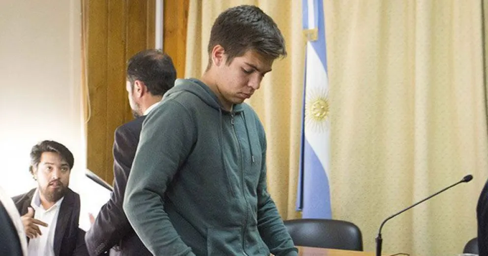 Fernando Penepil se entregó a la Justicia  para empezar a purgar su condena