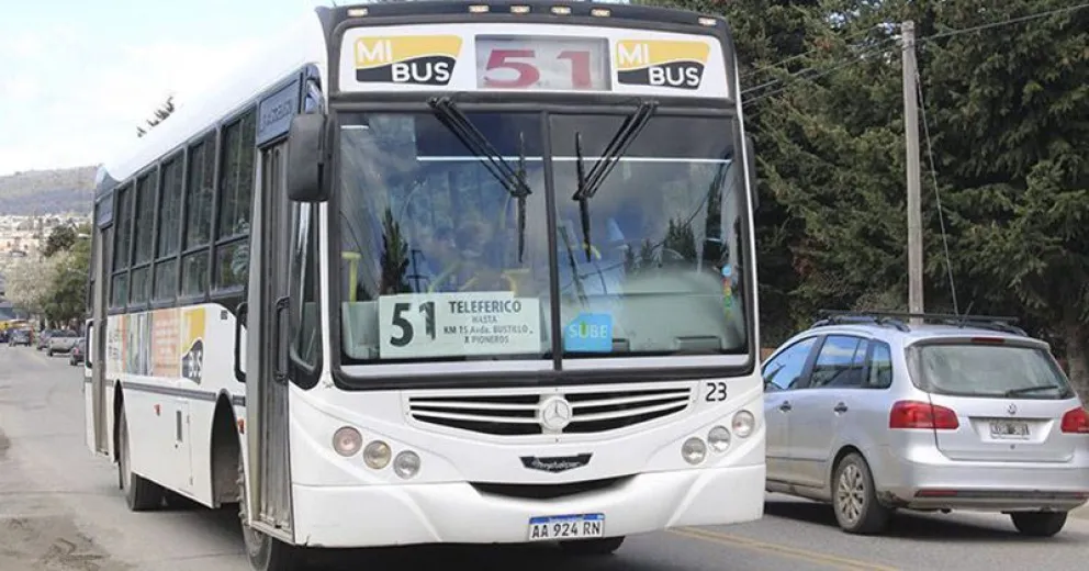 Hasta el jueves paran los micros en horario nocturno