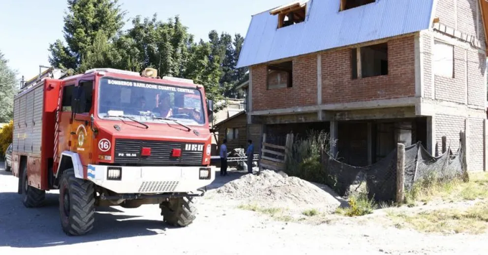 Principio de incendio en una carpintería