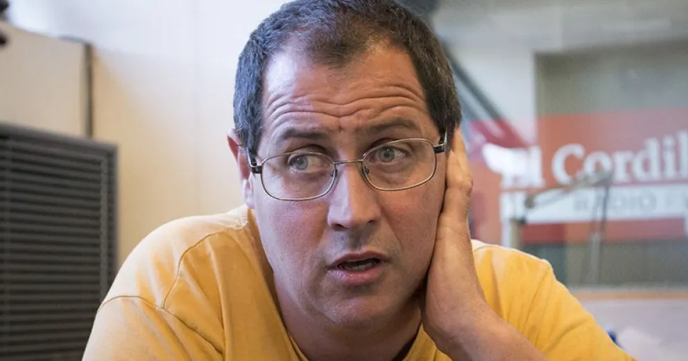 Di Silvestro condujo a sus alumnos hacia la aventura de publicar un libro   