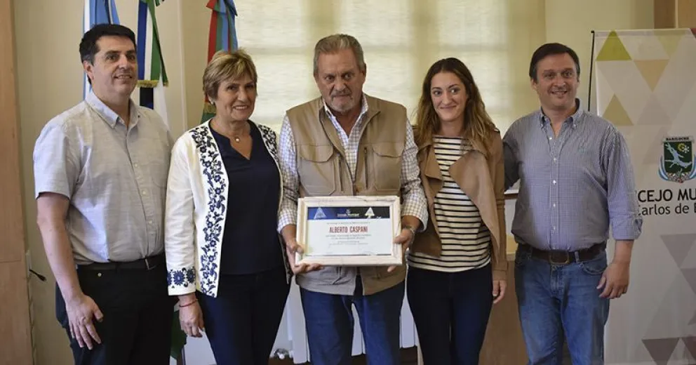 Caspani fue distinguido con el Premio al Mérito Vecinal. 