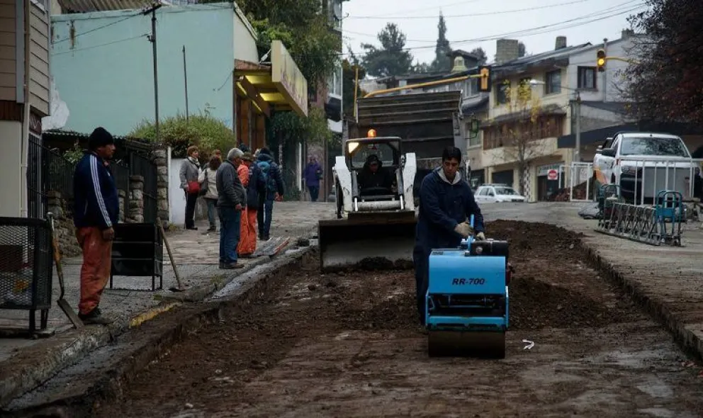 De un presupuesto de 2400 millones,  Gennuso destinará el 85% a gastos corrientes   
