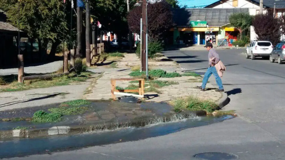 El Gobierno nacional ejecutará obras cloacales en Bariloche   