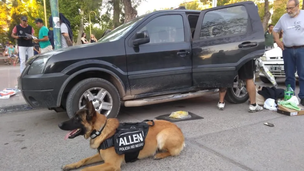 Secuestran droga que era comercializada en la playa