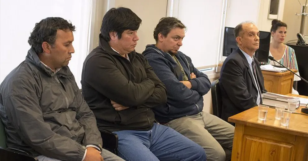 Seis años de prisión por abandonar a su suerte a Omar Inostroza en el río Manso