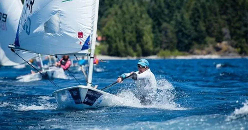 Comienzan las regatas de Laser en aguas del Nahuel Huapi