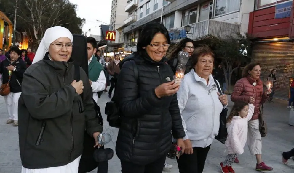 La "Marcha por la Paz" recorrió el centro de la ciudad