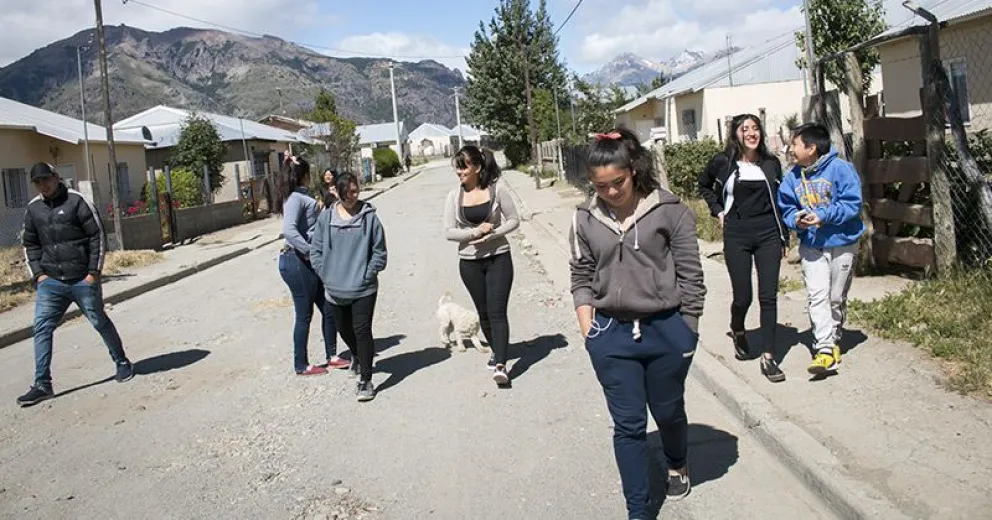 Jóvenes del Dos de Abril trabajan por su barrio y sueñan con una gran fiesta para Reyes