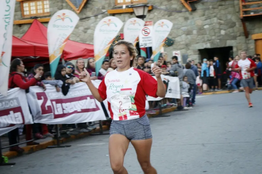 Héctor García y Ruth Oñate se quedaron con la Carrera de Reyes