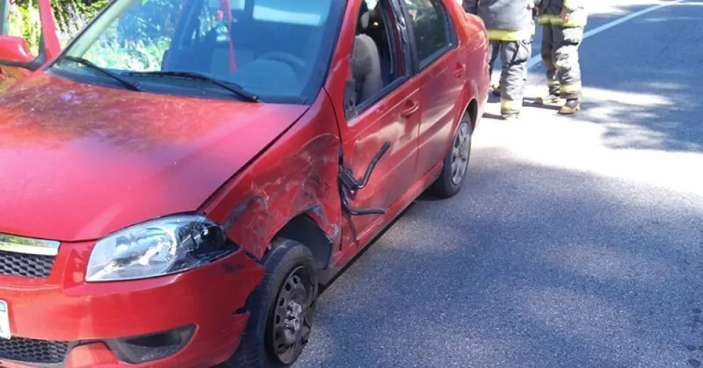 Un motociclista está grave tras chocar en la Ruta de los Siete Lagos