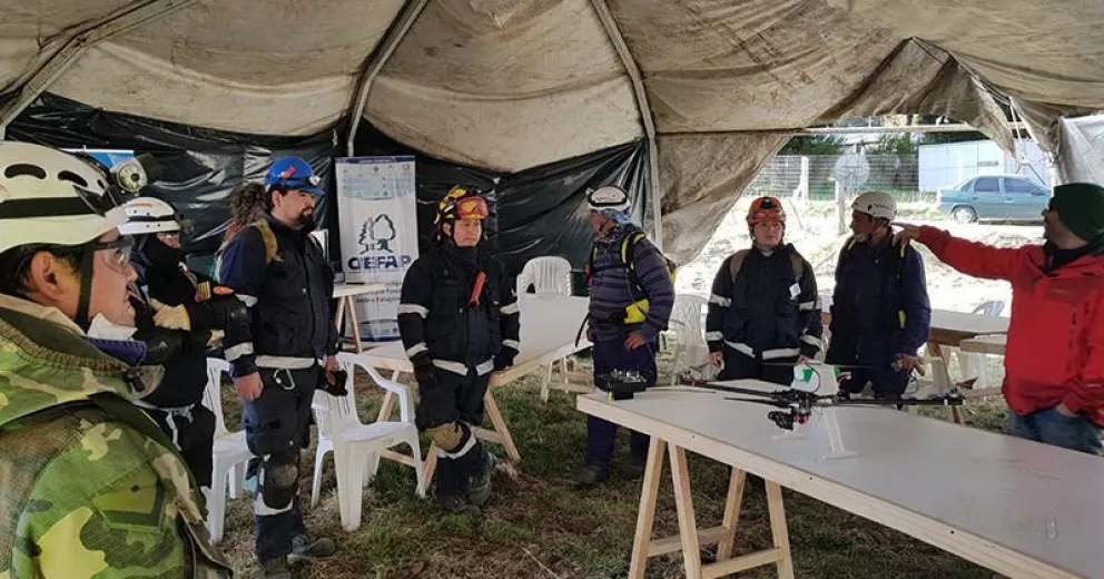 Río Negro ya cuenta con pilotos especializados de drones para prevención de incendios forestales