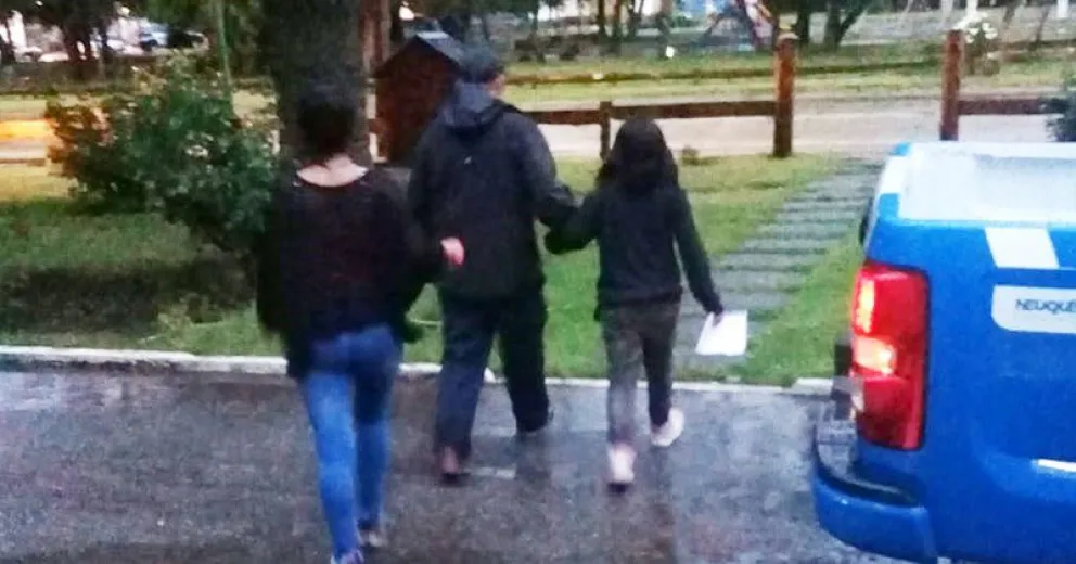 Hallan a una niña que estaba perdida